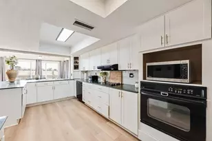 1954 Rambling Ridge Ln, Carrollton, TX 75007 - Photo 8