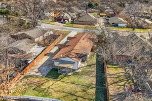 112 Del Rio Ave, Benbrook, TX 76126 - Photo 28