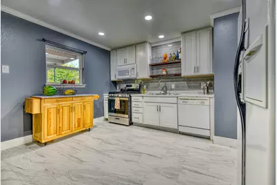 3214 Parker Street, Irving, TX 75062 - Photo 10