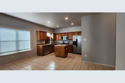1121 Beaverwood Lane, Crowley, TX 76036 - Photo 4