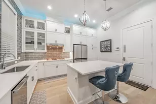 7333 Valley View Ln, Dallas, TX 75240 - Photo 10