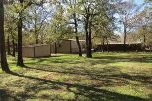 1271 Co Rd 3555, Paradise, TX 76073 - Photo 20