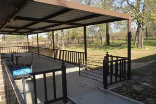1271 Co Rd 3555, Paradise, TX 76073 - Photo 18