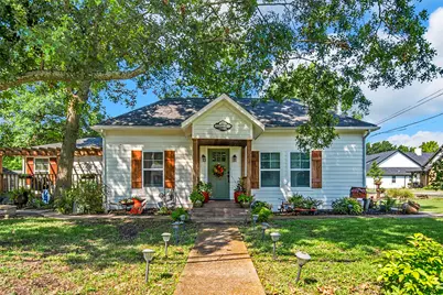 182 Douglas Street, Van Alstyne, TX 75495 - Photo 1