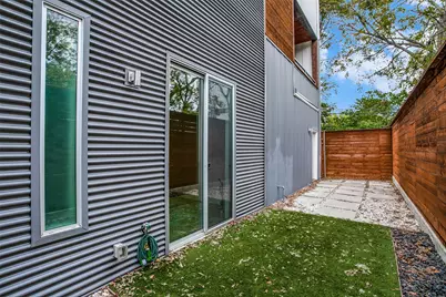 4401 Roseland Avenue #A, Dallas, TX 75204 - Photo 12