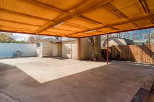 8142 Rayville Dr, Dallas, TX 75217 - Photo 34