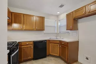 618 Las Brisas Dr, Mesquite, TX 75149 - Photo 12