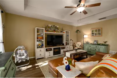 410 E Hazelwood Street, Princeton, TX 75407 - Photo 6