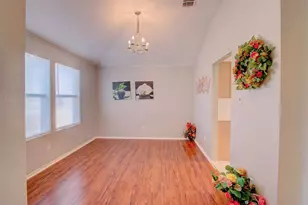 5517 Londonderry Ct, Arlington, TX 76018 - Photo 4