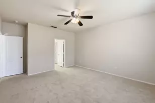 2647 Bois D' Arc Ln, Grand Prairie, TX 75052 - Photo 18