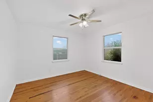 157 SE Tarrant Ave, Burleson, TX 76028 - Photo 20