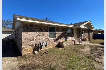 2509 Normont Circle, Fort Worth, TX 76103 - Photo 2