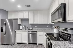 312 E Day St, Denison, TX 75021 - Photo 8