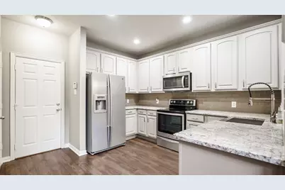 3213 Carlisle Street, Bedford, TX 76021 - Photo 6