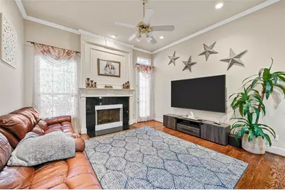 8117 Cherry Laurel Lane, Irving, TX 75063 - Photo 12