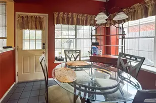 5510 Rolling Green Rd, Arlington, TX 76017 - Photo 10