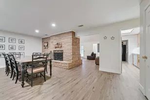 1406 Capetown Dr, Grand Prairie, TX 75050 - Photo 4