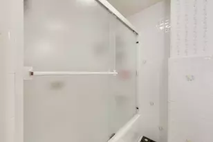 1406 Capetown Dr, Grand Prairie, TX 75050 - Photo 20