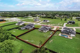 418 Whispering Wy, Red Oak, TX 75154 - Photo 2