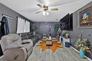 1207 Pebble St, Bowie, TX 76230 - Photo 2