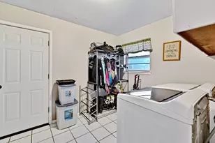 1207 Pebble St, Bowie, TX 76230 - Photo 8