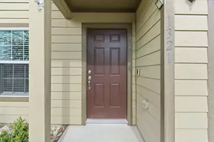 1321 Eagle Lake Dr, Azle, TX 76020 - Photo 2