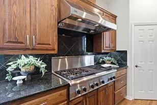 7008 Gerrards Cross, Plano, TX 75025 - Photo 8