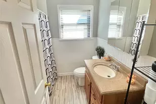 1508 Byrd Dr, River Oaks, TX 76114 - Photo 10