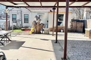 1508 Byrd Dr, River Oaks, TX 76114 - Photo 14