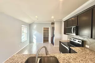 11912 Summer Springs Dr, Frisco, TX 75036 - Photo 10