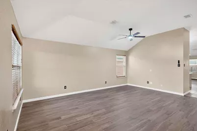 6721 Waterlilly Drive, Arlington, TX 76002 - Photo 6