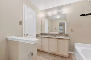 6721 Waterlilly Dr, Arlington, TX 76002 - Photo 20