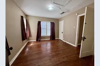 2600 Frazier Avenue, Fort Worth, TX 76110 - Photo 6