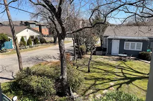 2600 Frazier Ave, Fort Worth, TX 76110 - Photo 12