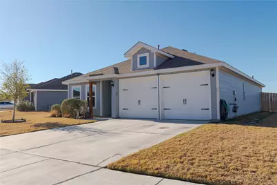 10901 Copper Hills Lane, Fort Worth, TX 76108 - Photo 2