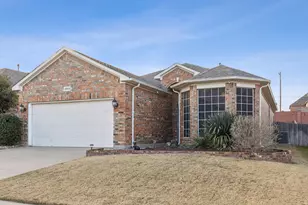 12913 Hurricane Ln, Fort Worth, TX 76244 - Photo 2