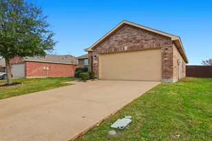 2717 Castro Ln, Fort Worth, TX 76108 - Photo 4