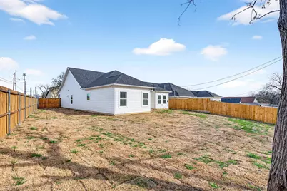 1402 Strickland Street, Dallas, TX 75216 - Photo 30