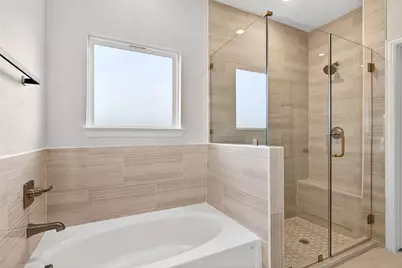 1402 Strickland Street, Dallas, TX 75216 - Photo 28