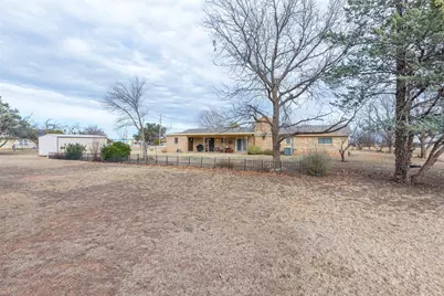 476 Scott Street, Tye, TX 79563 - Photo 22