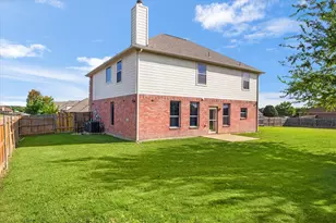 1700 Cowtown Ct, Mansfield, TX 76063 - Photo 12