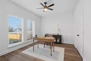 1404 Strickland St, Dallas, TX 75216 - Photo 4