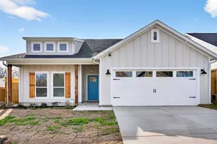 1404 Strickland St, Dallas, TX 75216 - Photo 1