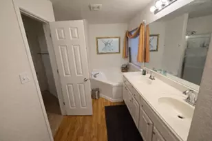 5843 Blonde Canyon, San Antonio, TX 78252 - Photo 10