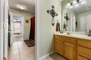 4606 Stoney Creek Ct, Granbury, TX 76049 - Photo 26