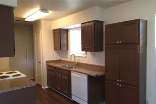 1510 Birmingham Dr, Arlington, TX 76012 - Photo 6