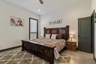 939 Graham Grove Rd, Collinsville, TX 76233 - Photo 14