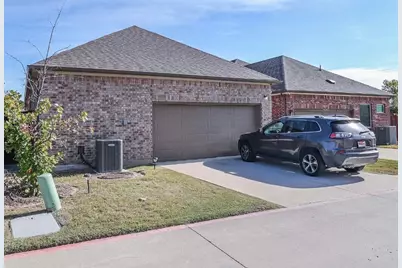 4311 Fall Blossom Drive, Arlington, TX 76005 - Photo 20