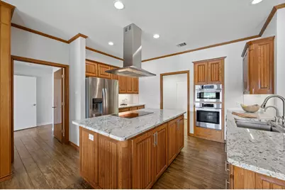 1070 Lakeview Court, Argyle, TX 76226 - Photo 14