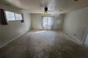 1014 W Wildwood Dr, Warren, TX 77663 - Photo 16